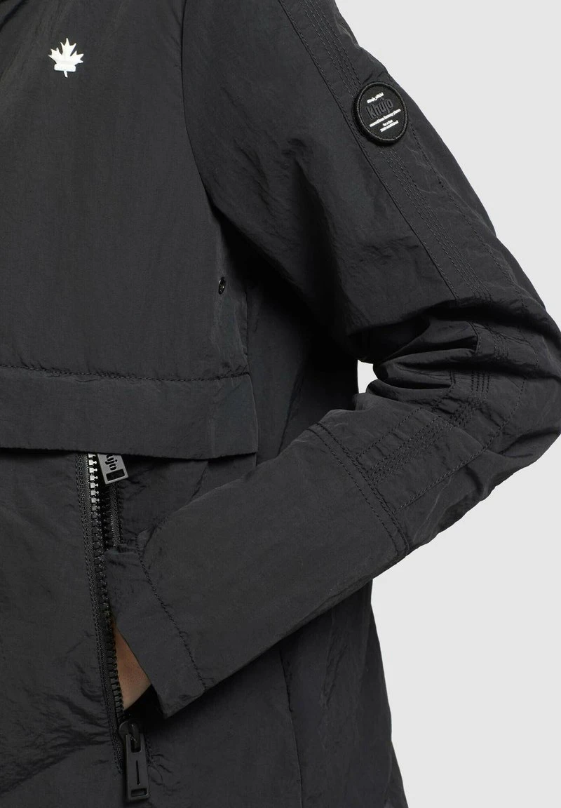 ZAHIRA3 - Chaqueta fina - schwarz Khujo ZAHIRA3 - Chaqueta Fina - Schwarz, Mujer -Ofertas KHUJO Tienda 26311e3b9b5a48e98322e64c11e5896b