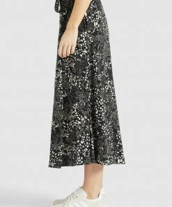 Khujo HEPKE - Falda Acampanada - Schwarz-weiß Gemustert, Mujer 6 Khujo HEPKE - Falda Acampanada - Schwarz-weiß Gemustert, Mujer -Ofertas KHUJO Tienda 791b27eb7582404abb58ef5a248f5659