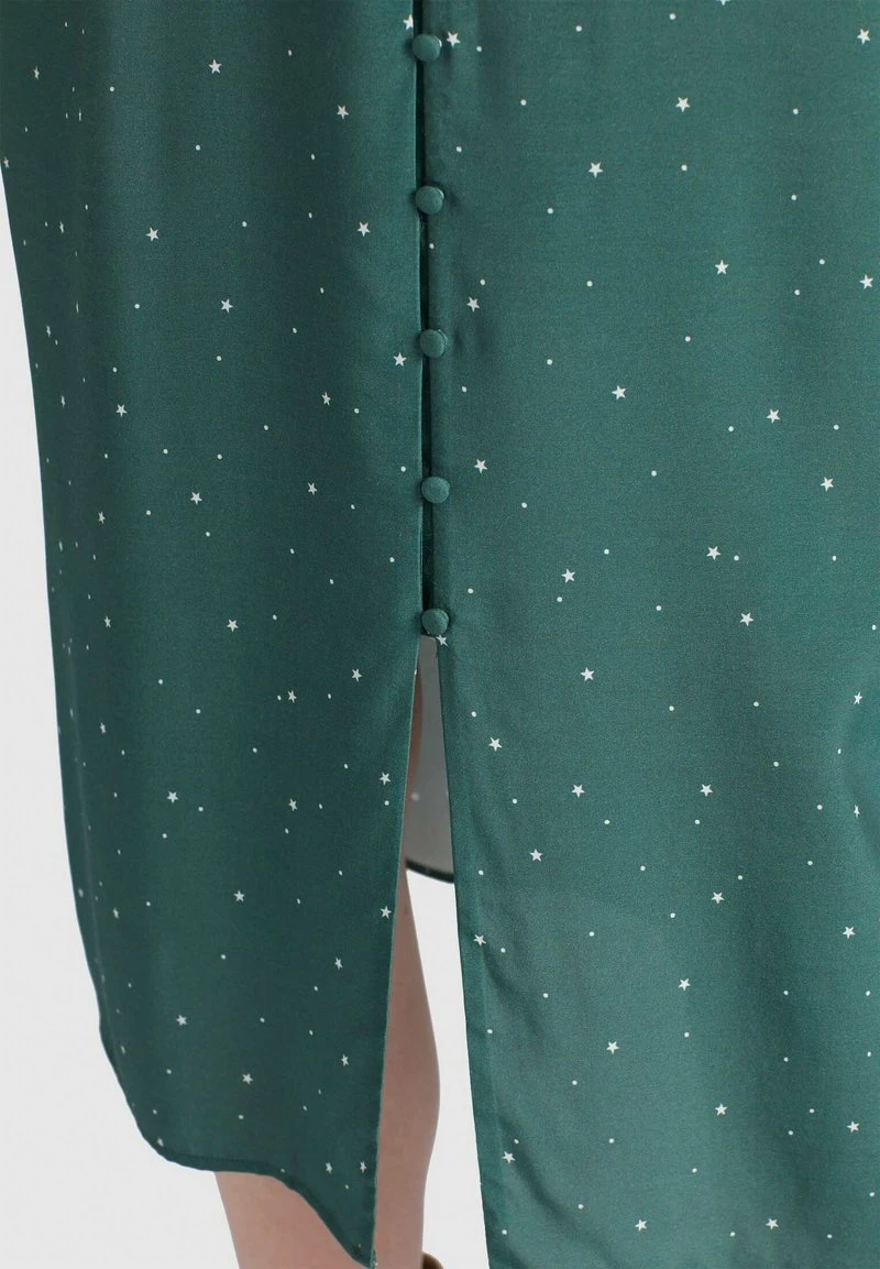 VALERIYA - Vestido informal - green Khujo VALERIYA - Vestido Informal - Green, Mujer -Ofertas KHUJO Tienda 829b13dd70004f3189bae3ffb60230e3