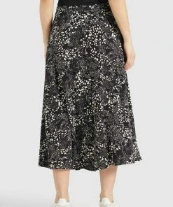 Khujo HEPKE - Falda Acampanada - Schwarz-weiß Gemustert, Mujer 2 Khujo HEPKE - Falda Acampanada - Schwarz-weiß Gemustert, Mujer -Ofertas KHUJO Tienda 93088c0e34954ac2a0239e5e40352a82