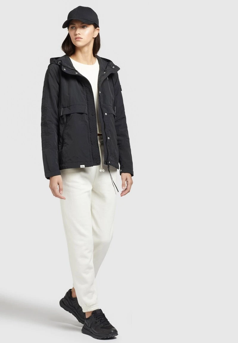 ZAHIRA3 - Chaqueta fina - schwarz Khujo ZAHIRA3 - Chaqueta Fina - Schwarz, Mujer -Ofertas KHUJO Tienda a179a708387349599e0c411674a40635