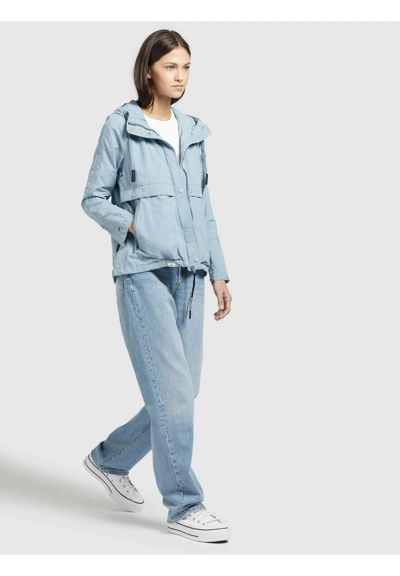 ZAHIRA3 - Chaqueta fina - hellblau Khujo ZAHIRA3 - Chaqueta Fina - Hellblau, Mujer -Ofertas KHUJO Tienda b69e1c2a4b4240ba8673ecae6ad0c47b