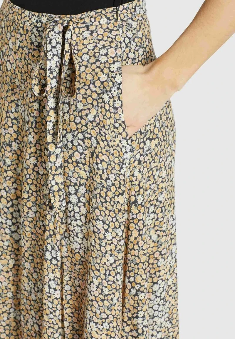 HEPKE - Falda acampanada - mehrfarbig geblümt Khujo HEPKE - Falda Acampanada - Mehrfarbig Geblümt, Mujer -Ofertas KHUJO Tienda d669a973db534735a3b9705f3de743ef