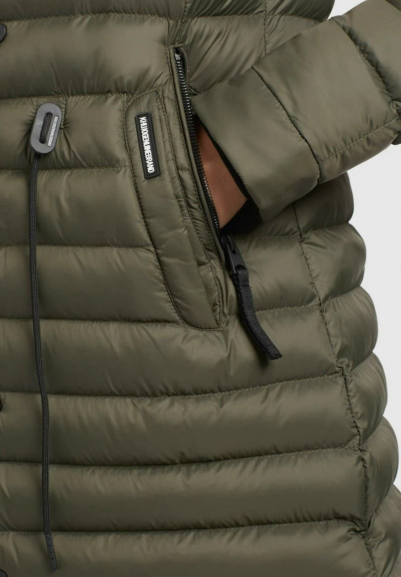 NIANA2 SHINE - Abrigo de invierno - dunkeloliv Khujo NIANA2 SHINE - Abrigo De Invierno - Dunkeloliv, Mujer -Ofertas KHUJO Tienda f18dbc77ff2e4c75ae2583122012a0c4
